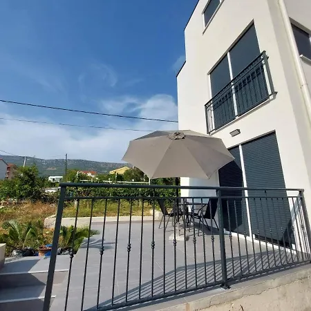 Maestral - Kastel Kambelovac