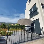 Maestral - Kastel Kambelovac