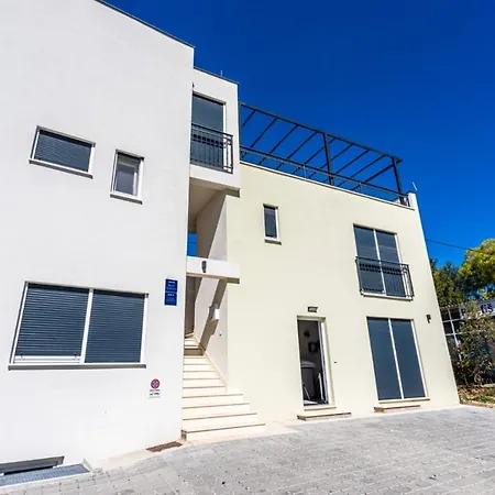 Maestral - Kastel Kambelovac Apartment