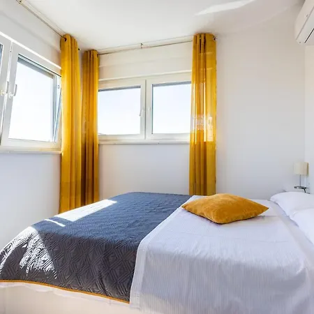 Apartment Maestral - Kastel Kambelovac Kastela